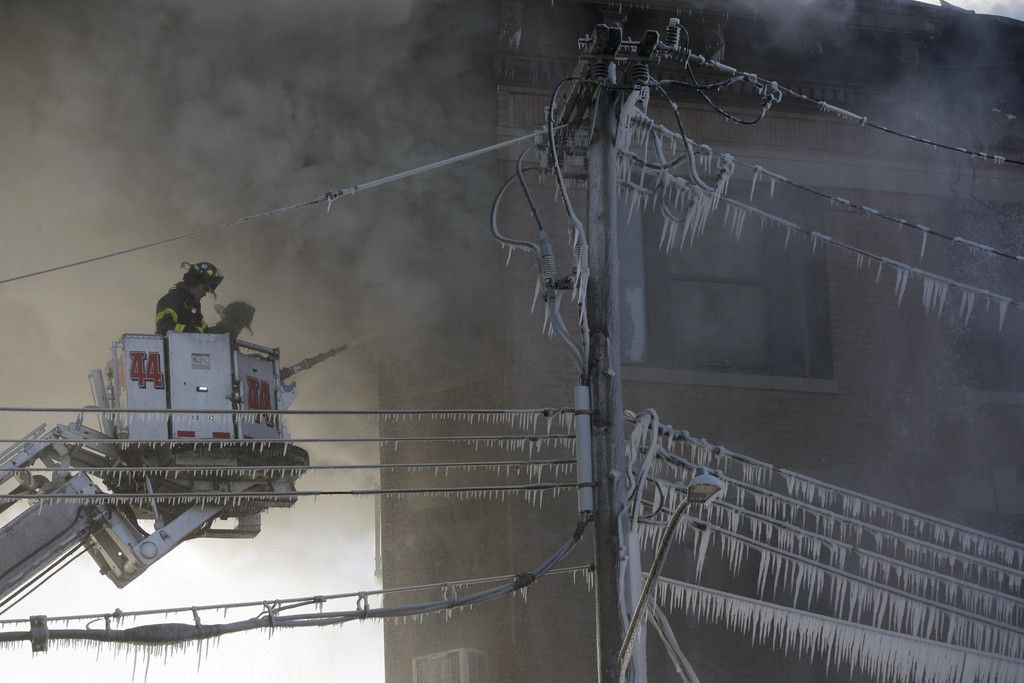 Bronx_Building_Fire_69982.jpg