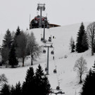 Sturm: Gondeln in Kitzbühel werden evakuiert