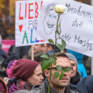 Grossdemo gegen Schwarz-Blau _180 von 266_.jpg