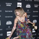 2017_Harper_27s_Bazaar_Icons_Party_31575.jpg