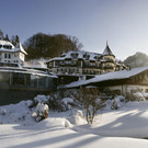 wa_170110_winter_hotel_alm_0195_panorama_lr Aussenansicht Winter Tag.jpg