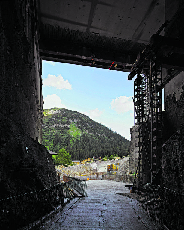 COVER_Schneider_Almhof_Bas_Princen_4.jpg