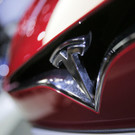 Earns_Tesla_46216.jpg