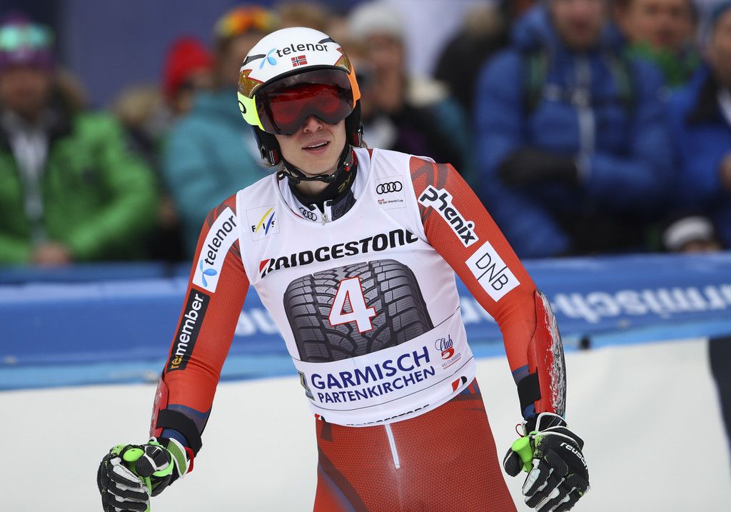 Germany_Alpine_Skiing_World_Cup_09044.jpg