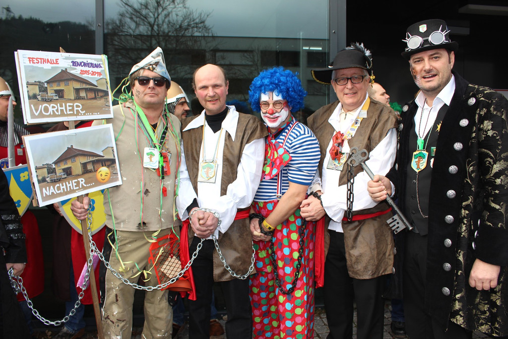 Fasching BGM Absetzung A GEMEINDEAMT AUSSEN 28-01-2018 _2_.JPG