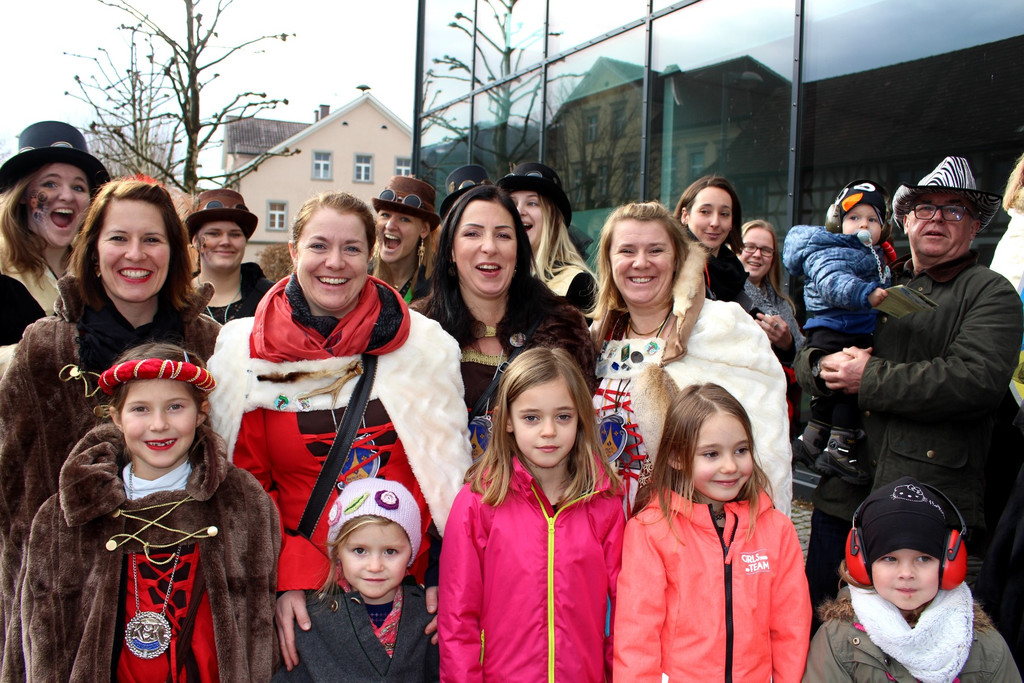 Fasching BGM Absetzung A GEMEINDEAMT AUSSEN 28-01-2018 _3_.JPG