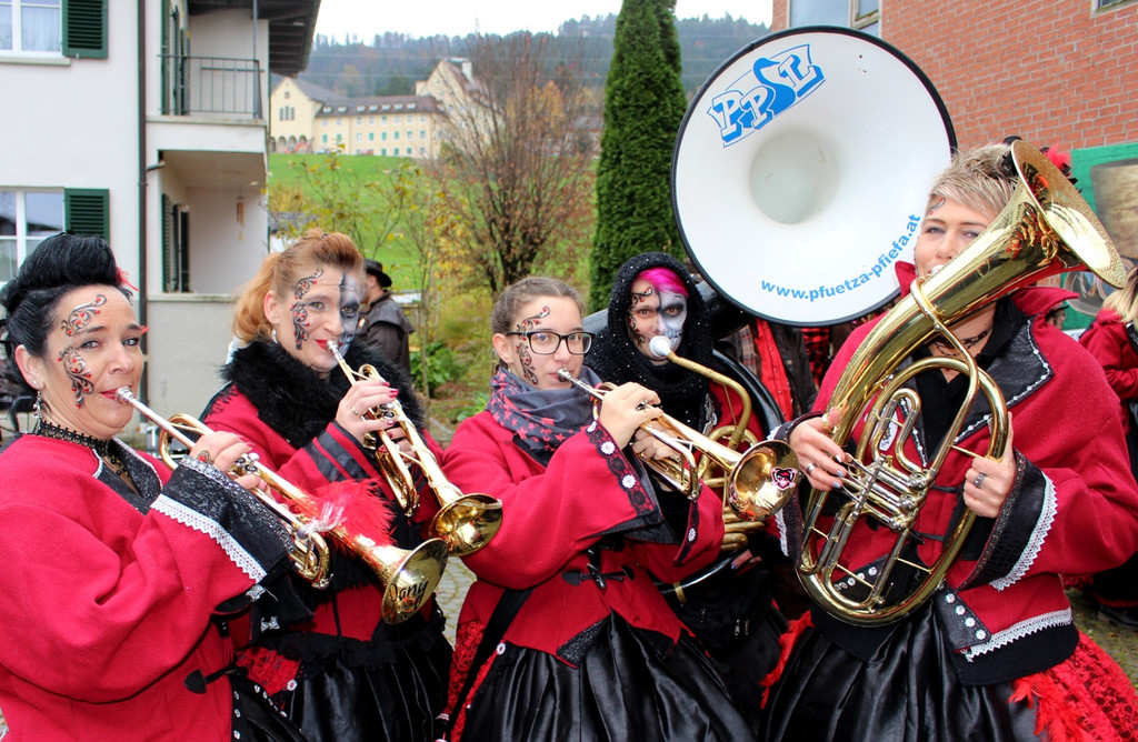 B Lochau Fasching UMZUG Termin 2018 _20_.JPG
