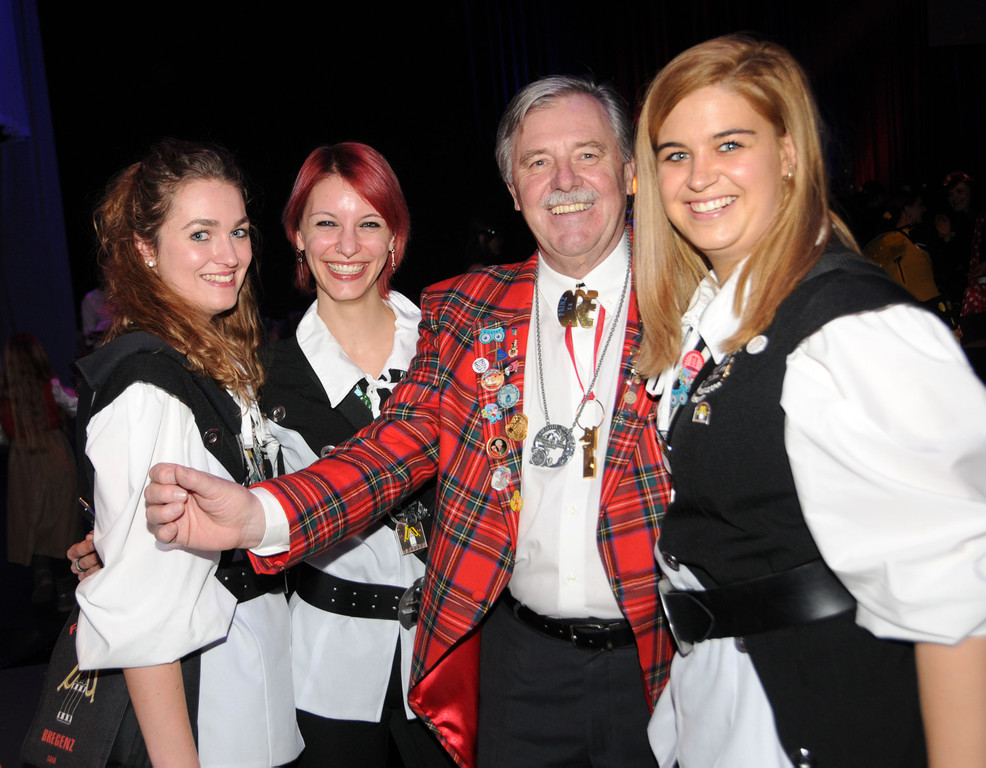 Ore-Kinderball 2018 Cara_Miriam_Selina_Mandy 144.jpg