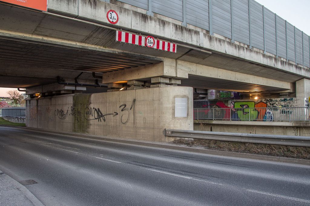 20180129_fmt_Kranlkw_kontra_eisenbahnbruecke_mw-10.jpg