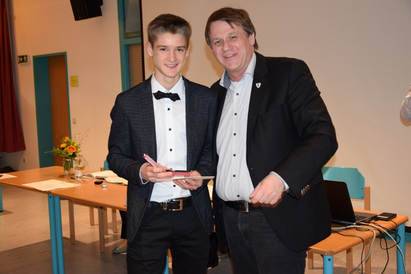 DSC_4051 _Medium_.JPG