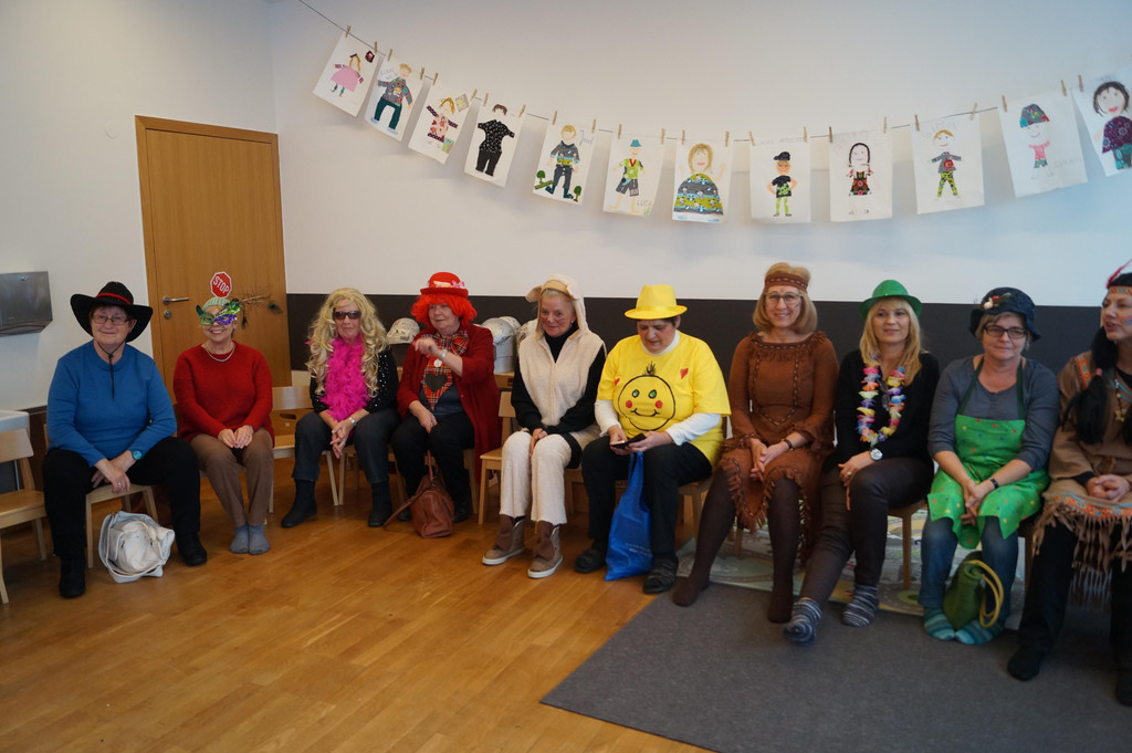 Oma_Nachmittag 2018 _4_.JPG