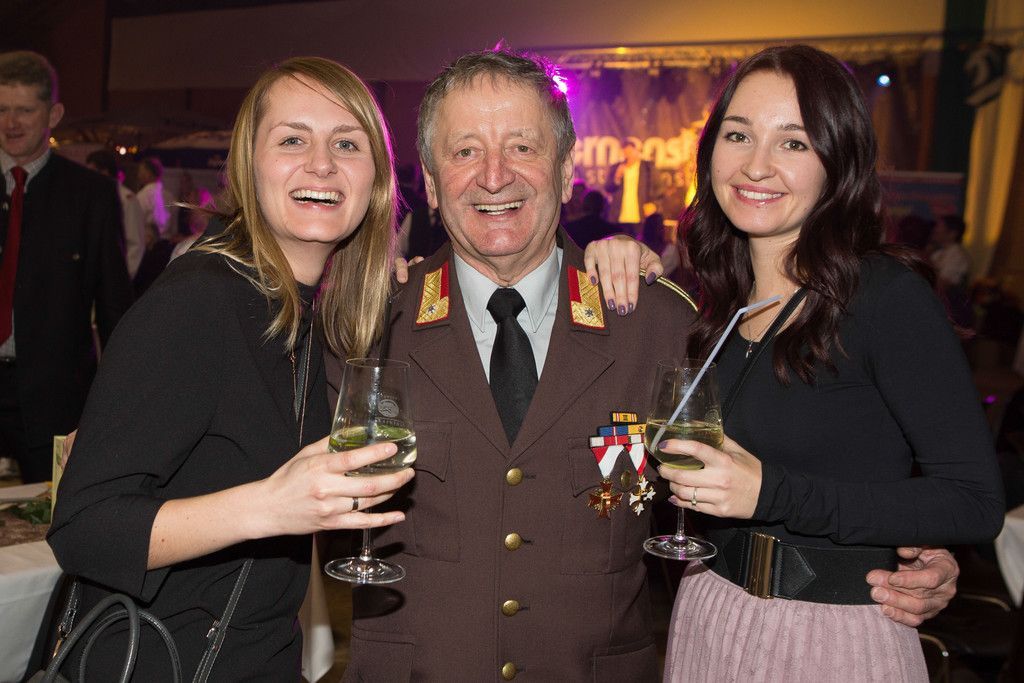 Feuerwehrball_Eugendorf20180203006.jpg
