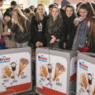 "Kinder"-Eistruhenöffnung in Innsbruck