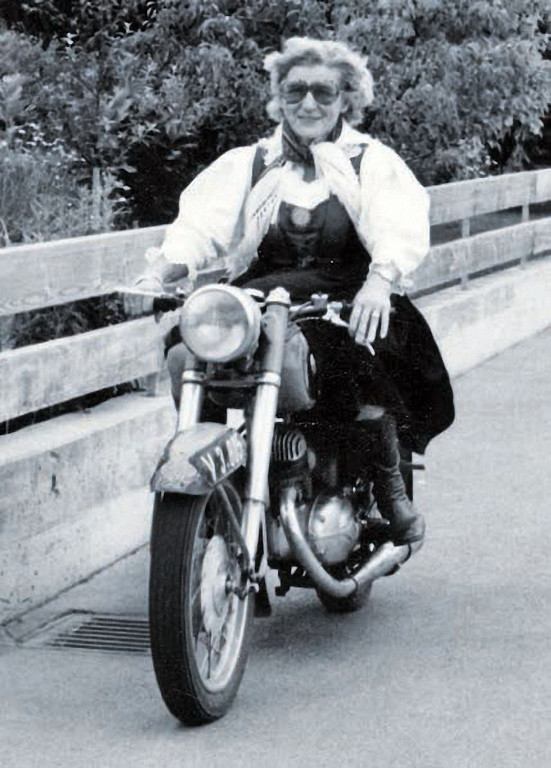 Berta Zwickle_2.jpg