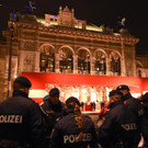 opernball demo wien.jpg