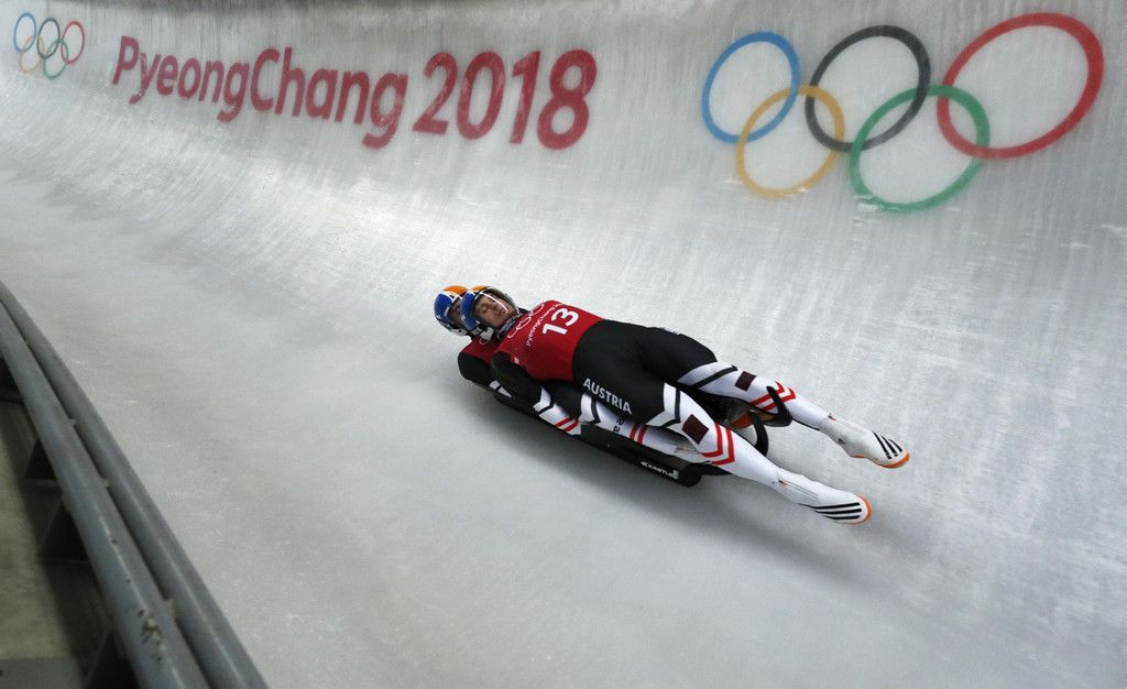 2018-02-11T064658Z_615121316_DEVEE2B0IU9KG_RTRMADP_3_OLYMPICS-2018-LUGE-DOUBLES-TR.JPG