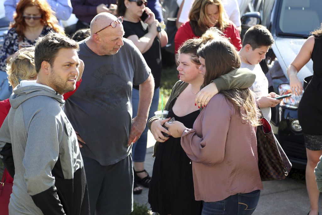 School_Shooting_Florida_90304.jpg