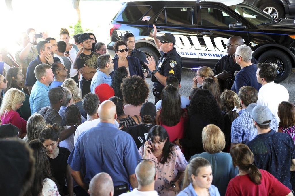 School_Shooting_Florida_58372.jpg