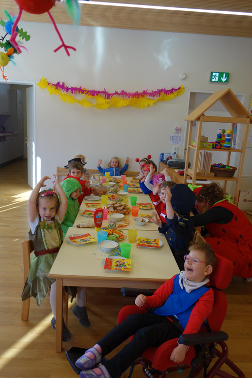 Faschingsfeier im Zwergengarten_ am 13_2 _64_.JPG
