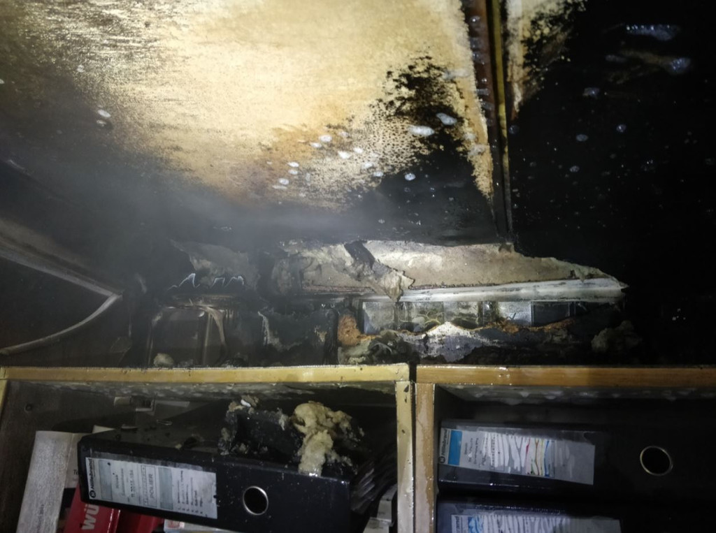 2018-02-26 06_13_42-Brand Baucontainer 25_02_2018.jpg