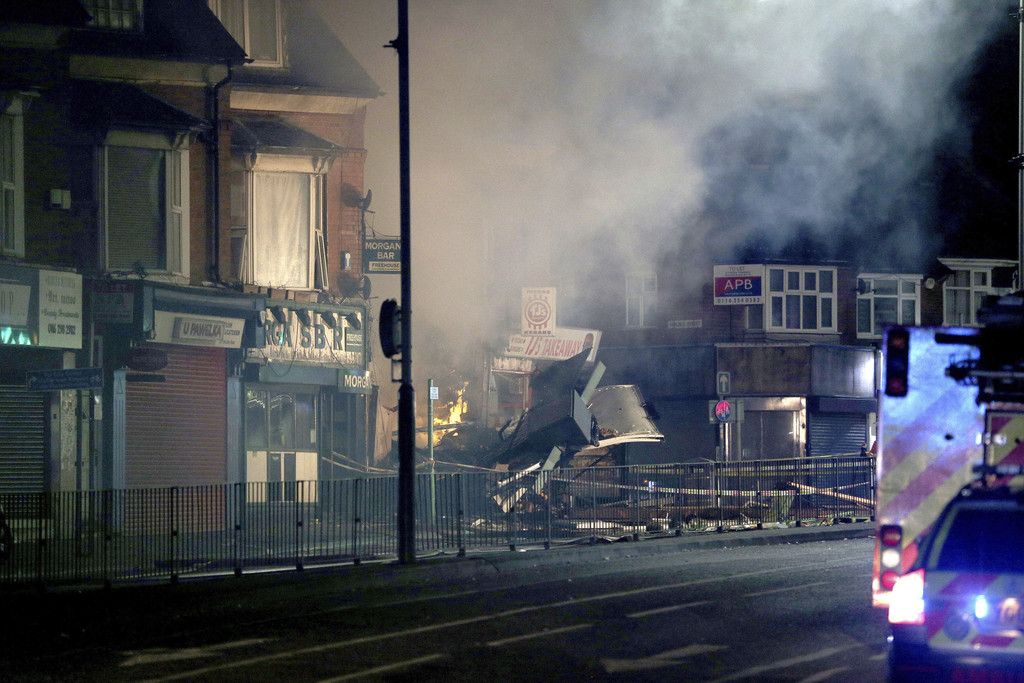Britain_City_Explosion_72714.jpg