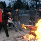 Die Scheiben werden vorgegl__ht.JPG