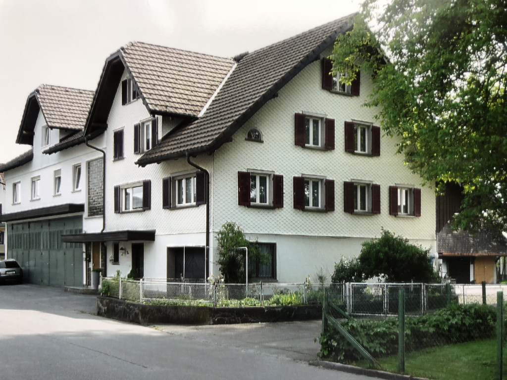 004 Holzm__hlestra__e _Backars_.JPG