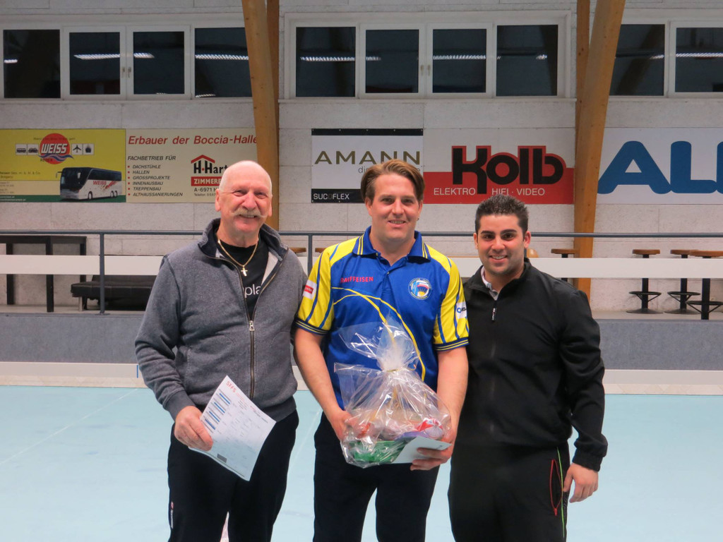 Pf__nder Trophy _ 3.jpg