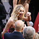 APTOPIX_90th_Academy_Awards_-_Fan_Bleacher_Arrivals_56122.jpg