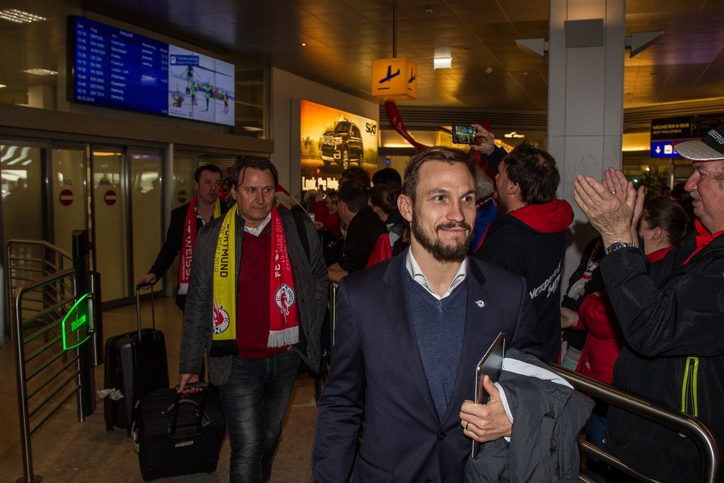 20180309_fmt_ankunft_FC_Salzburg_mw-21.jpg