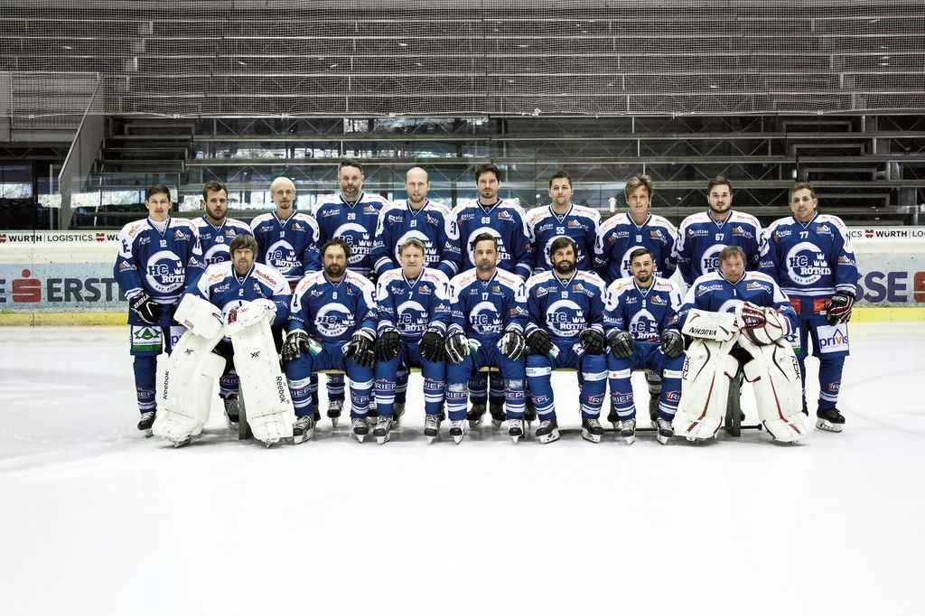 Mannschaftsfoto-Saison-2017-2018.jpg