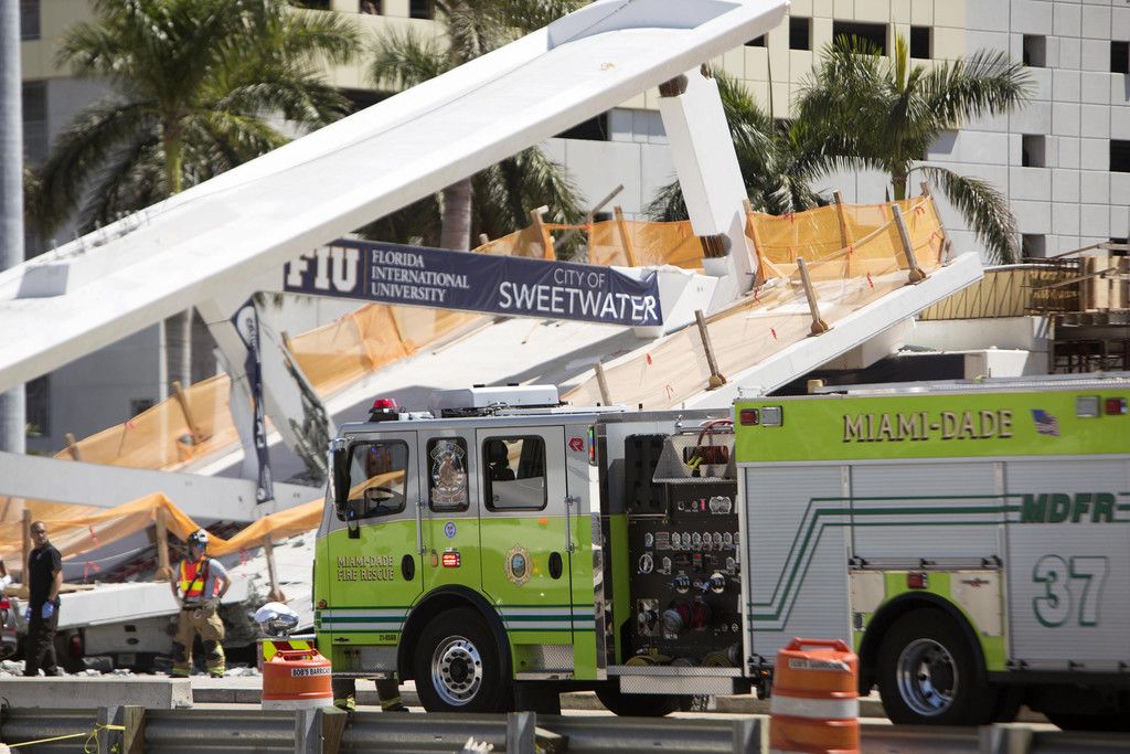 University_Bridge_Collapse_47028.jpg