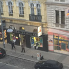 Herrenloser Koffer auf der Alserstraße