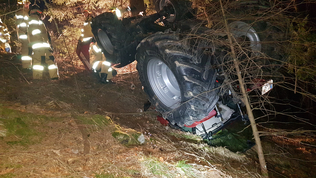 Fahrzeugbergung Wimberg 52 Schelch am 18 03 2018 um 9 40 Uhr _012_.jpg