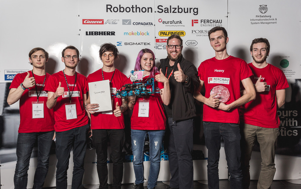 Bild 2_Robothon_Gewinner Jury-Wertung_Team Heavy_c FH Salzburg - Poschner Photography.jpg