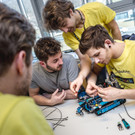 Bild 4_Robothon_Kreativitaet beim Roboter-Bauen gefragt_c FH Salzburg - Poschner Photography.jpg