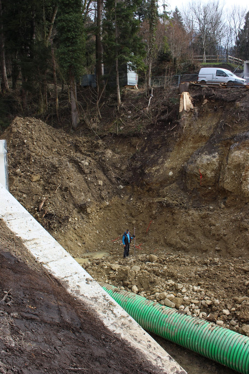 Hoferbach STAUWEHR BALKENSPERRE Bau Halbzeit A 16-03-2018 _17_.JPG