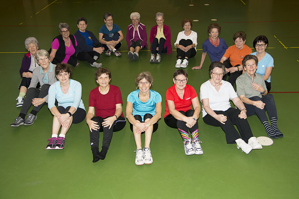 1 Die sportlichen Damen der Mittwochgruppe Frauengymnastik _Foto Markus Solterbeck_.jpg