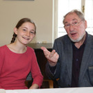 Alma Deutscher_HK Gruber_copyright ROBIN CONSULT_Lepsi _3 von 14_.jpg