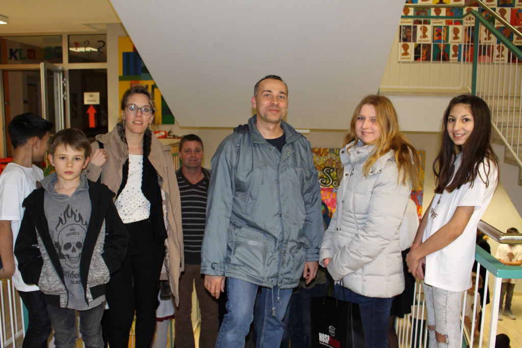 Mittelschule Vernissage KINDSK__PF E BESUCHER 22-03-2018 _4_.JPG