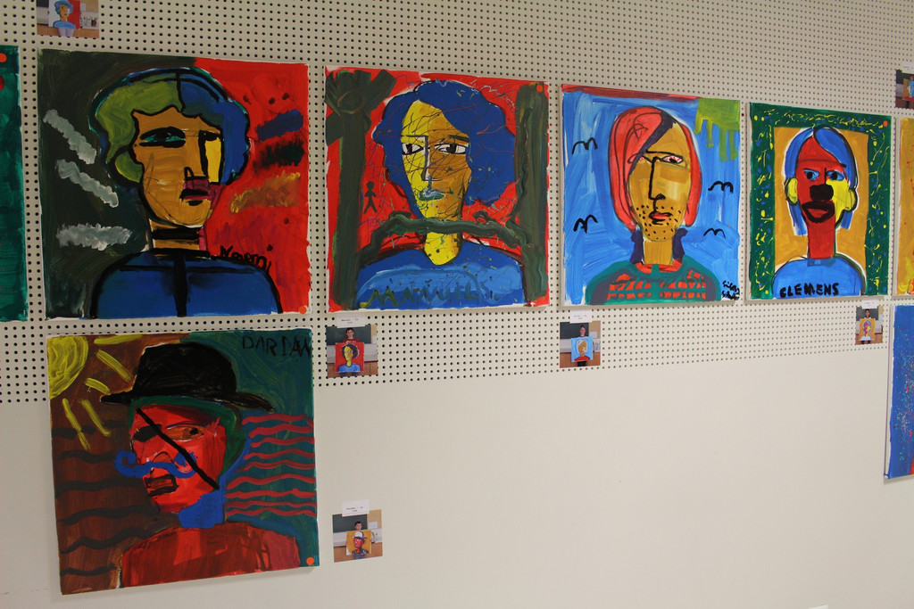 Mittelschule Vernissage KINDSK__PF F BILDER 22-03-2018 _8_.JPG