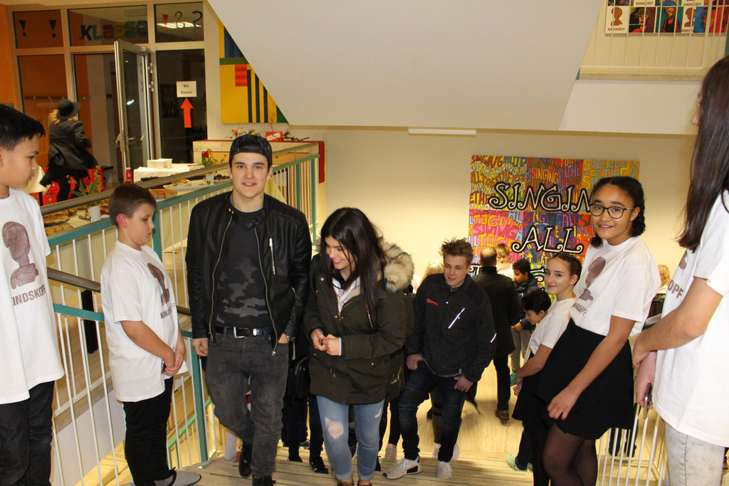 Mittelschule Vernissage KINDSK__PF E BESUCHER 22-03-2018 _2_.JPG