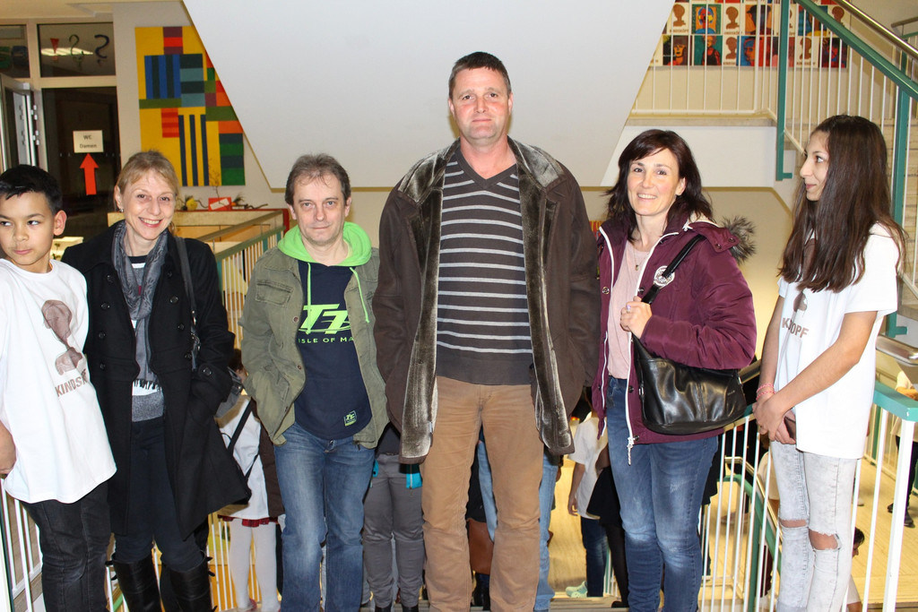 Mittelschule Vernissage KINDSK__PF E BESUCHER 22-03-2018 _5_.JPG