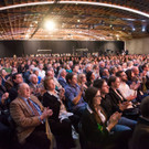 Volle Halle beim Wahlkampfauftakt der Salzburger Volkspartei.jpg