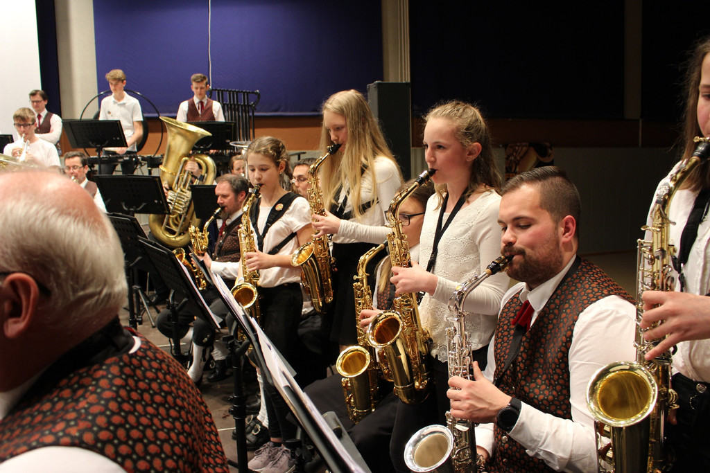 Musikverein Fr__hlingskonzert B Musikanten mit Jungmusik 07-04-2018 _3_.JPG