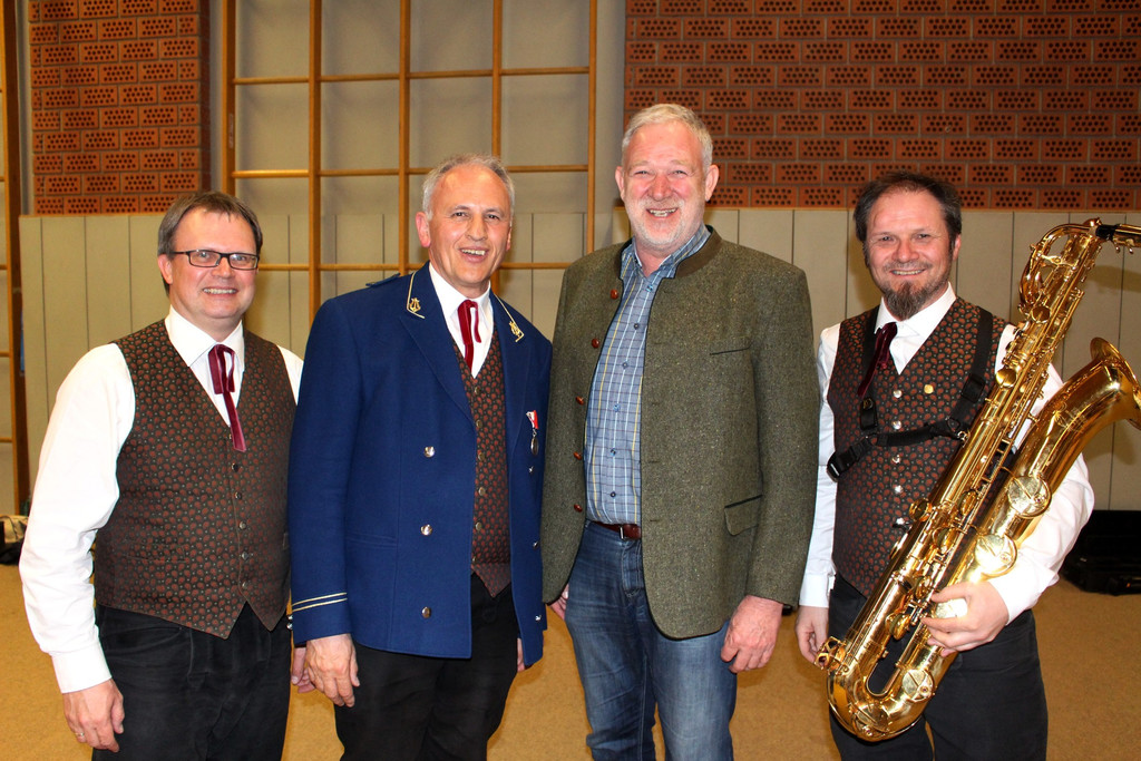 Musikverein Fr__hlingskonzert C Menschen 07-04-2018 _3_.JPG