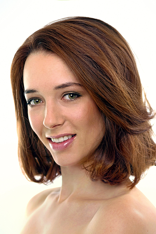 03_Sophia_ Portrait.jpg