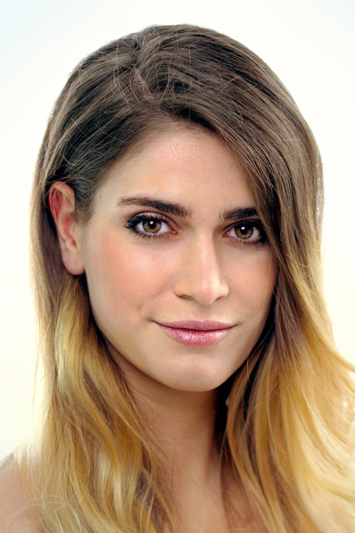05_Daria_ Portrait.jpg