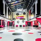 Bild 2_Hollywood Megaplex SCN Kinofoyer_c_Martin Steinkellner Architekturfotograf_komp.jpg