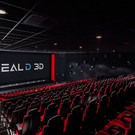 Bild 5_Hollywood Megaplex SCN Neugestalteter Saal 1_c_Martin Steinkellner Architekturfotograf_komp.jpg